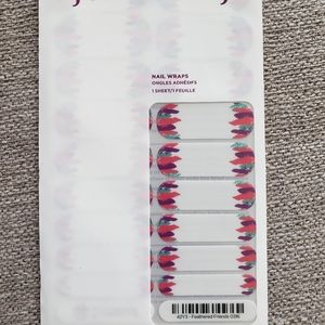 Feathered Friends Jamberry wrap